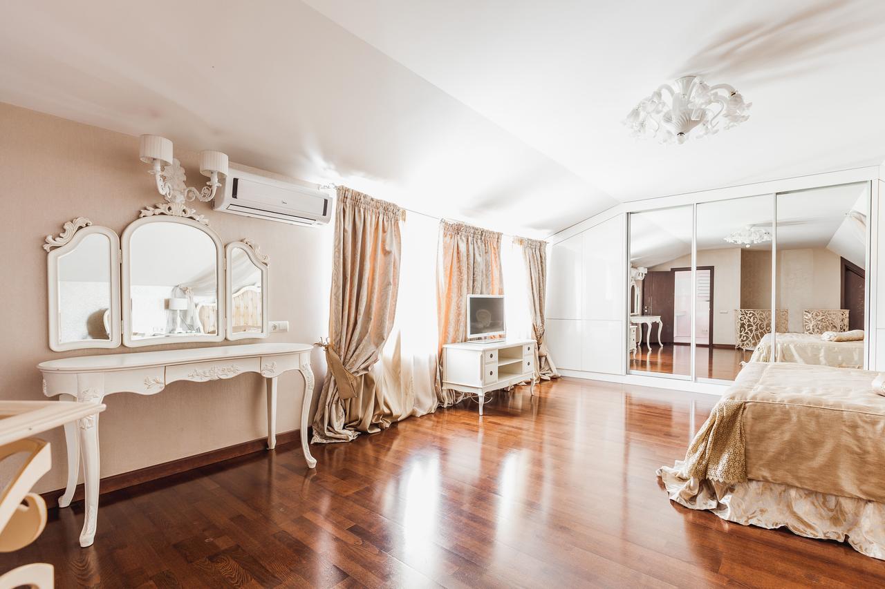 Two-Level Apartment Odessa Esterno foto