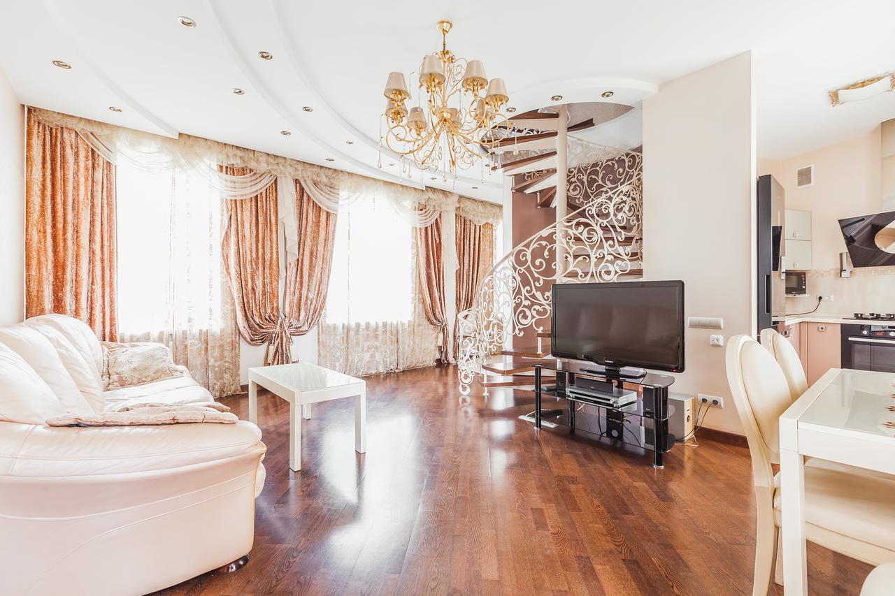 Two-Level Apartment Odessa Esterno foto